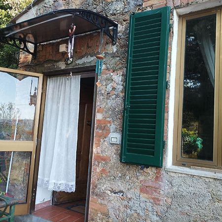 Il Mulino, Piccolo Appartamento, Immerso Nella Val Di Farma. Lama  Exterior foto